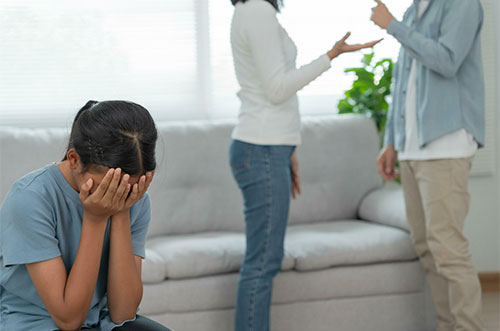 HOW DIVORCE AFFECTS CHILDREN